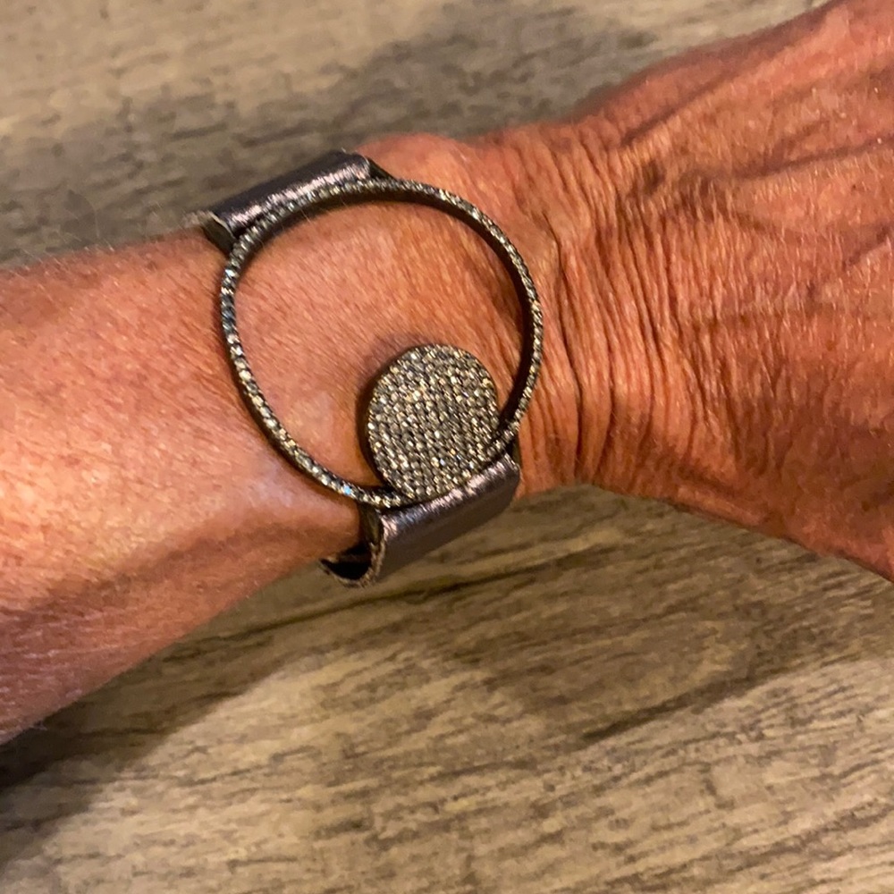 SALE**BRACELET